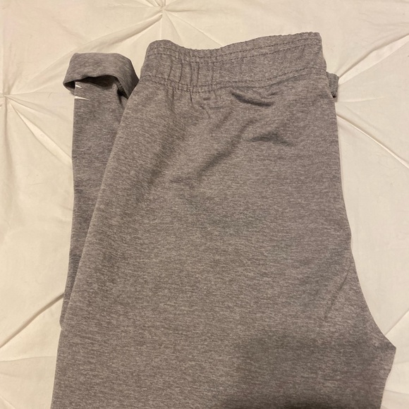 Gymshark leggings size small in grey - Picture 1 of 3